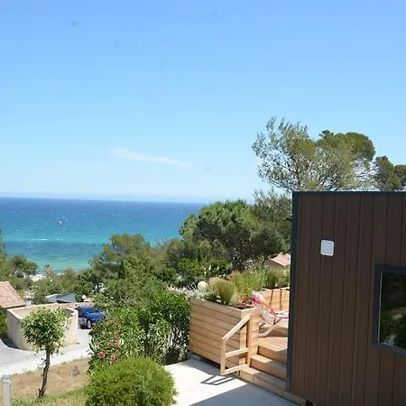 Le Camp Du Domaine *