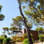 キャンプ場 Le Camp Du Domaine ボルム・レ・ミモザ