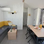 캠프장 Le Camp Du Domaine 봄레미모사