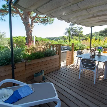 Le Camp Du Domaine Campingplatz