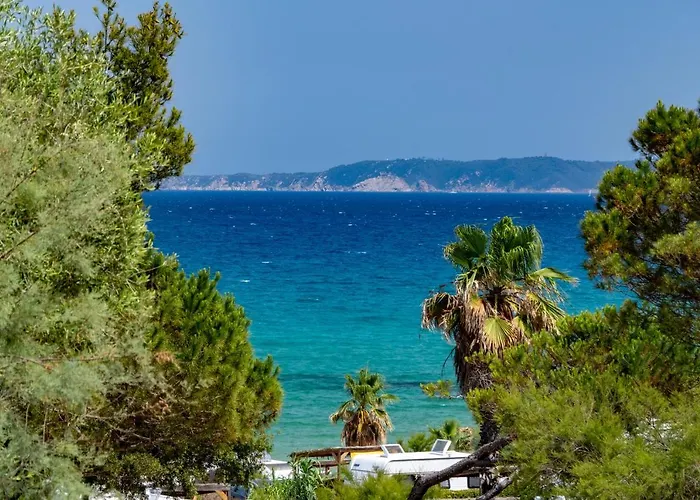 Camping Le Camp Du Domaine