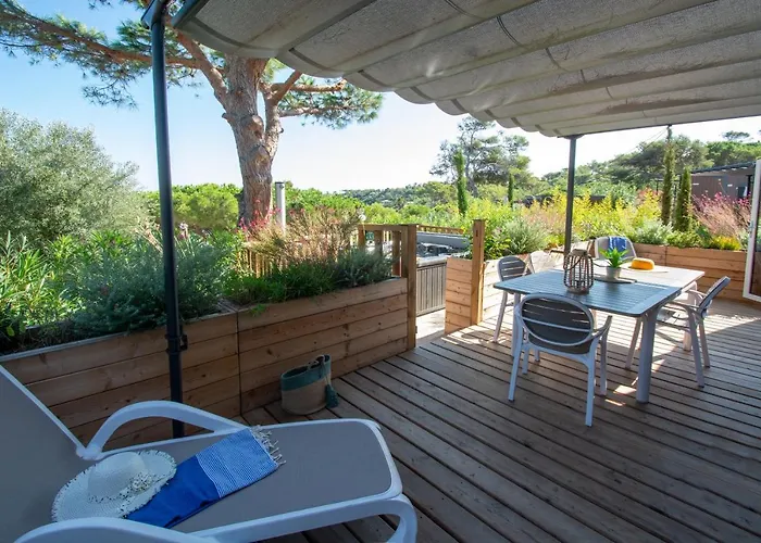 Le Camp Du Domaine Campsite