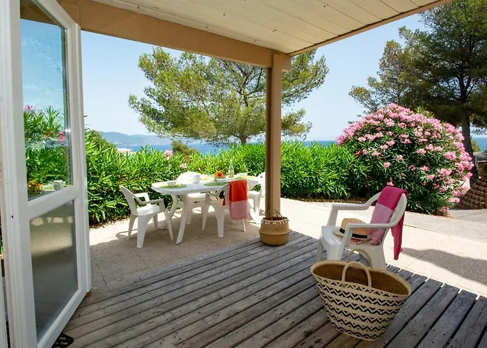Le Camp Du Domaine Campsite Bormes-les-Mimosas
