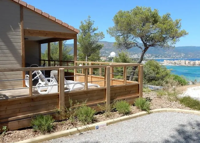 Le Camp Du Domaine Campsite Bormes-les-Mimosas