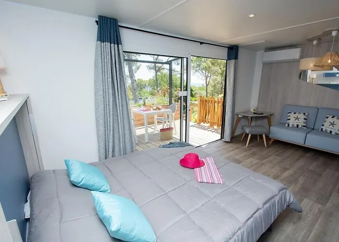 Le Camp Du Domaine Campsite Bormes-les-Mimosas