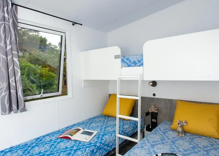 Le Camp Du Domaine * Bormes-les-Mimosas