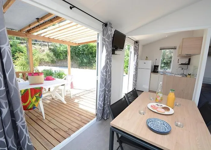Le Camp Du Domaine Campsite